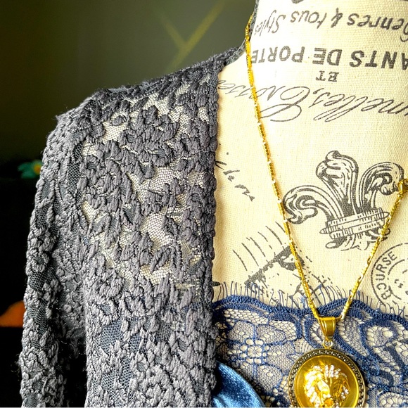 Beautiful Black Lace Cardigan fits Medium - Picture 4 of 6